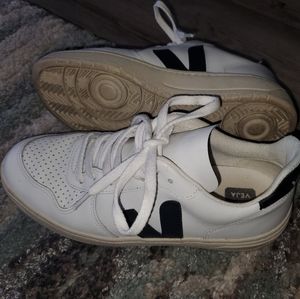 Veja V10 White and Black Shoes